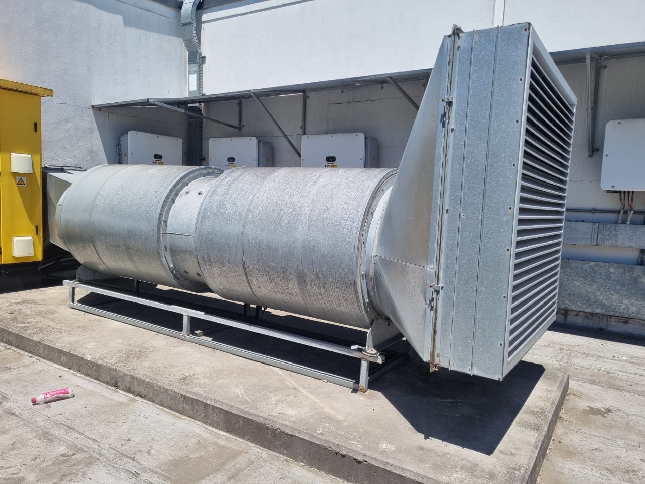 External insulated ducting with attenuator & weather louvre
