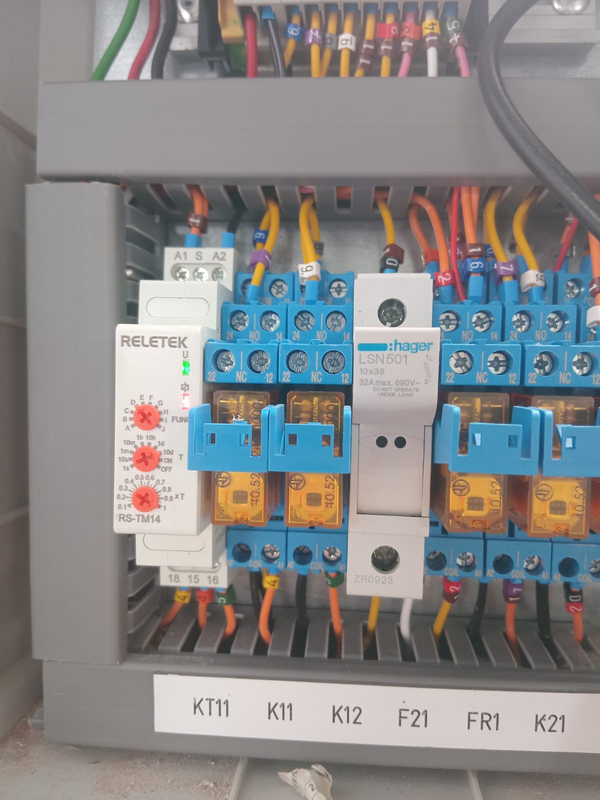 Reletek timer relay & Hager fuse — relay logic build